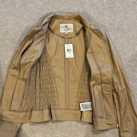 Women’s Guess jacket size medium - Picture 3 of 4